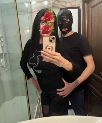 Встретимся в Москве? Я предлагаю широкий спектр услуг, чтобы сделать наше время вместе незабываемым. Возможны разные варианты: от уютного вечера в ресторане с дальнейшей интимной встречей до страстной ночи в отеле. Я гарантирую полную конфиденциальность и чистоплотность. У меня есть отличные отзывы от довольных клиентов. Мои фото подтверждают мою красоту и соблазнительность. Жду встречи с тобой! ❤️💋🌹 Саша